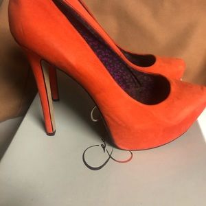 Jessica Simpson Women’s Platform Pump